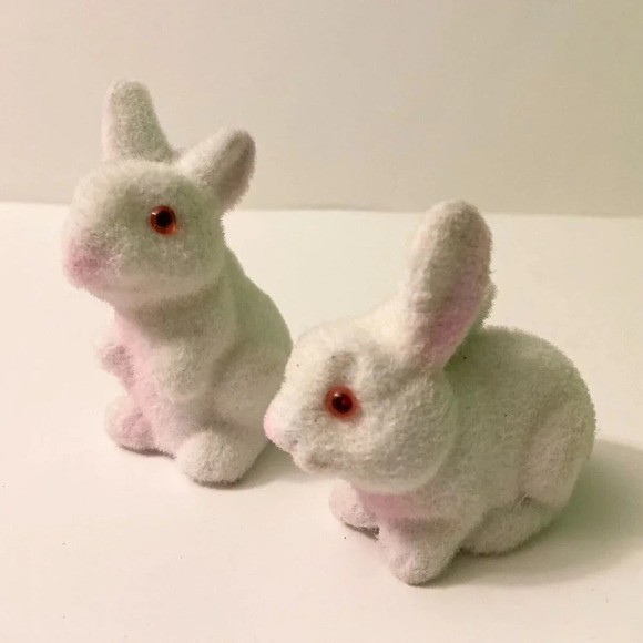 Vintage Lot of 2 Flocked White Bunny Rabbit Miniature Figures Red Eyes - Picture 14 of 14